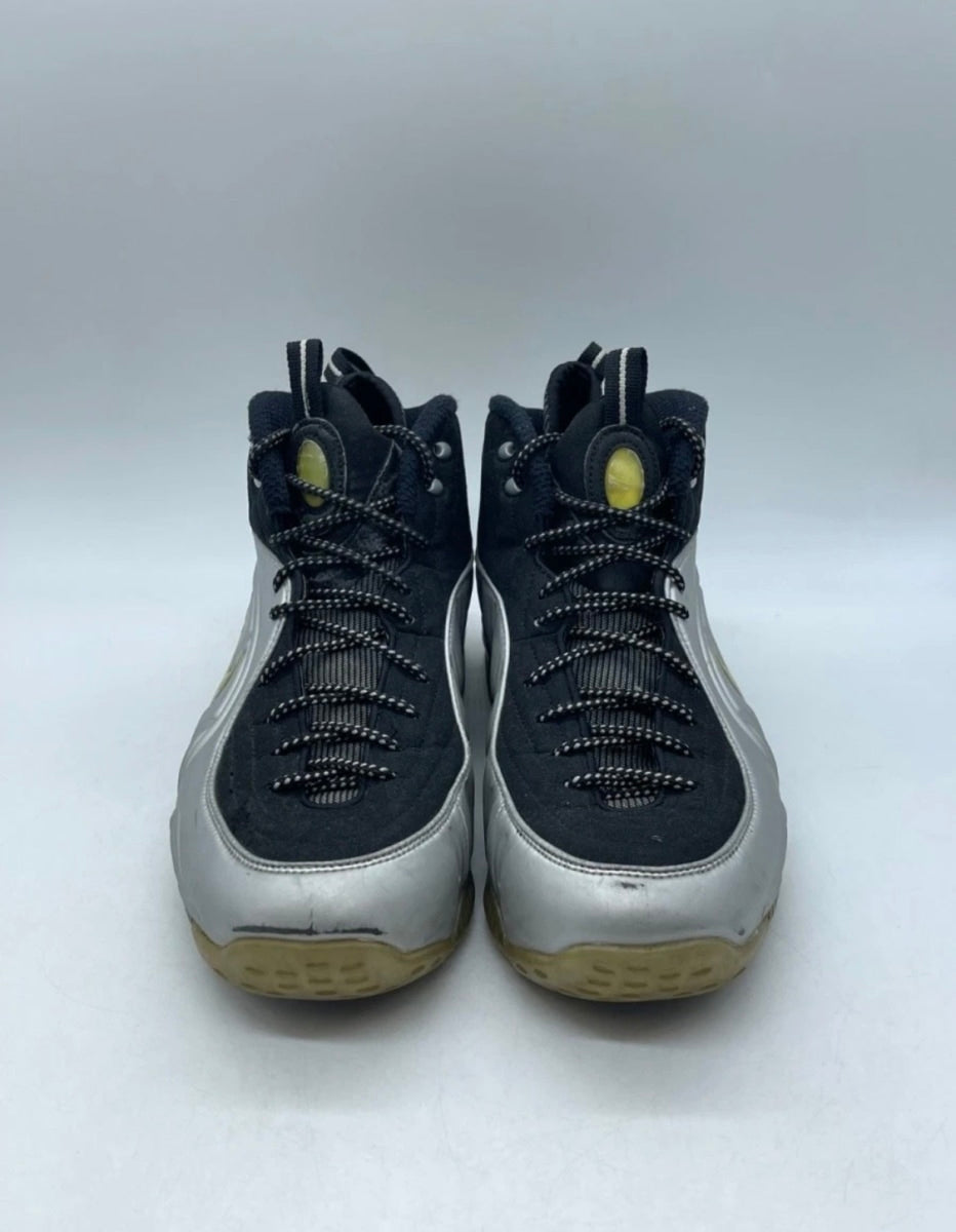 Nike Air 1/2 Cent Silver 11 (Heavily Worn Pre-Owned)NikeBlack/Metallic Silver - Image 2