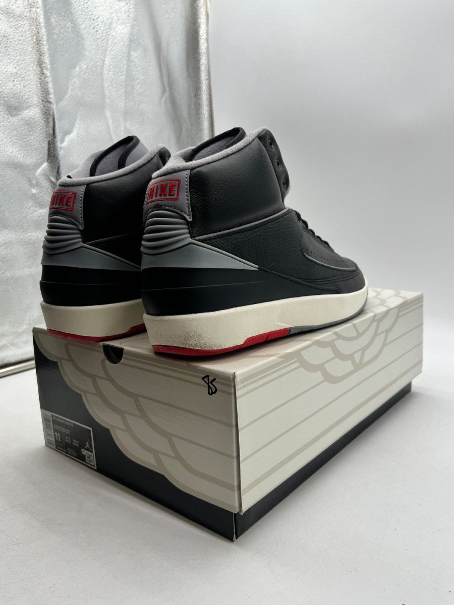 Jordan 2 Retro Black Cement 11 (Lightly Worn Pre-Owned)JordanBlack/Cement Grey/Fire Red/Sail - Image 5