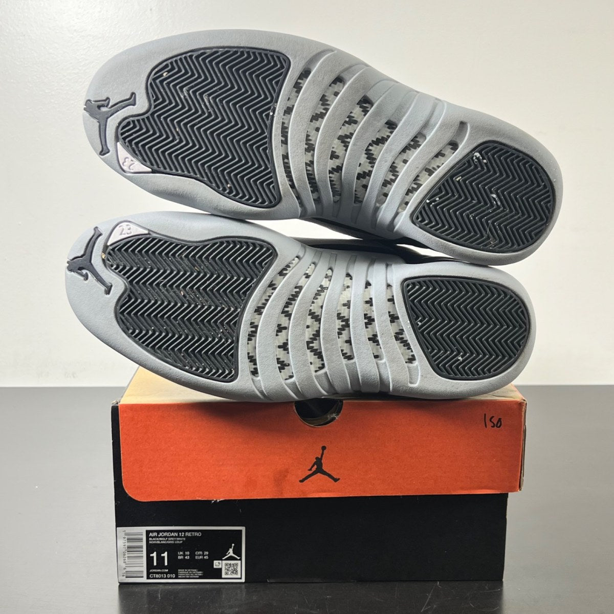 Jordan 12 Retro Barons 11 (Lightly Worn Pre-Owned)JordanBlack/Wolf Grey-White - Image 6