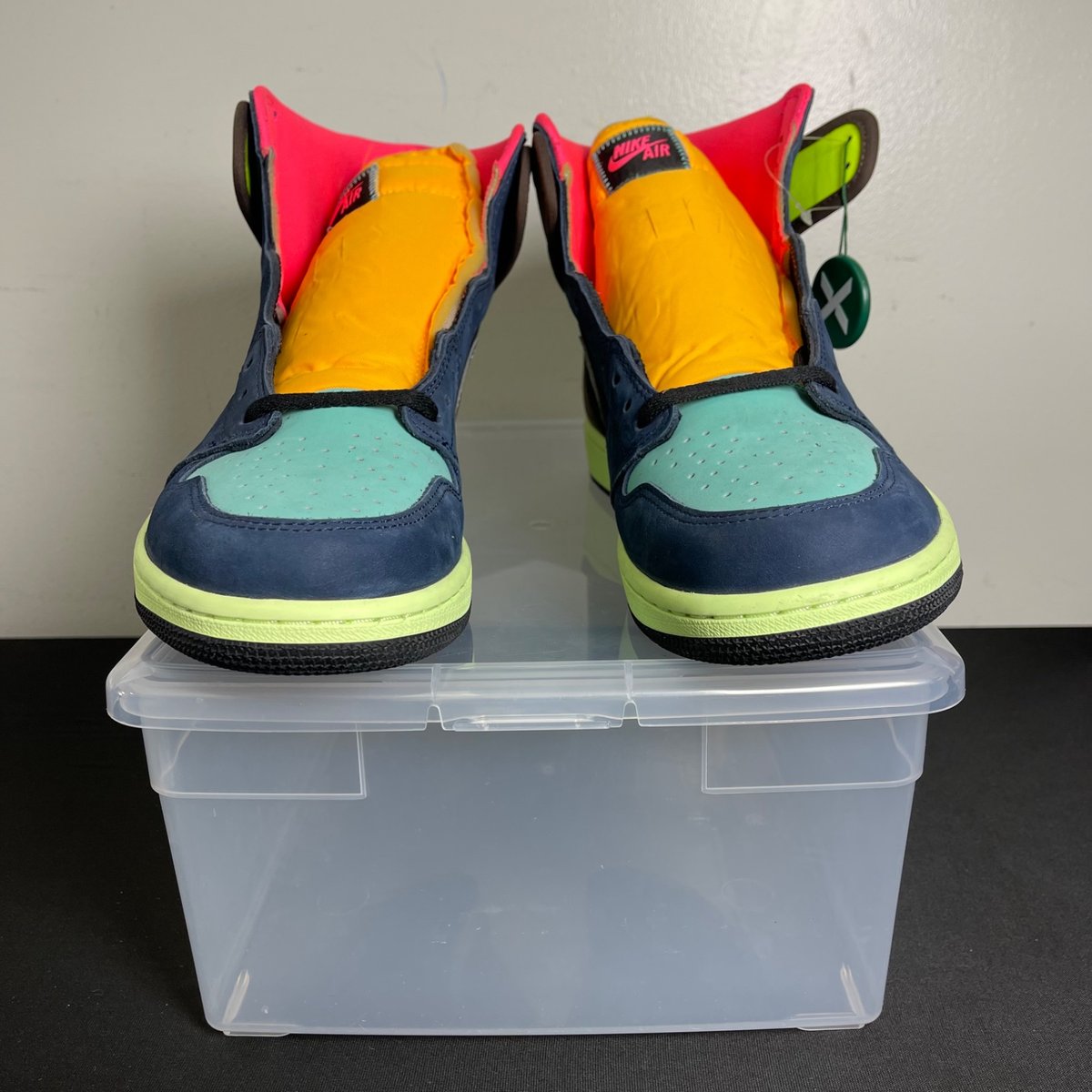 Jordan 1 Retro High Tokyo Bio Hack (Size 12) - aux