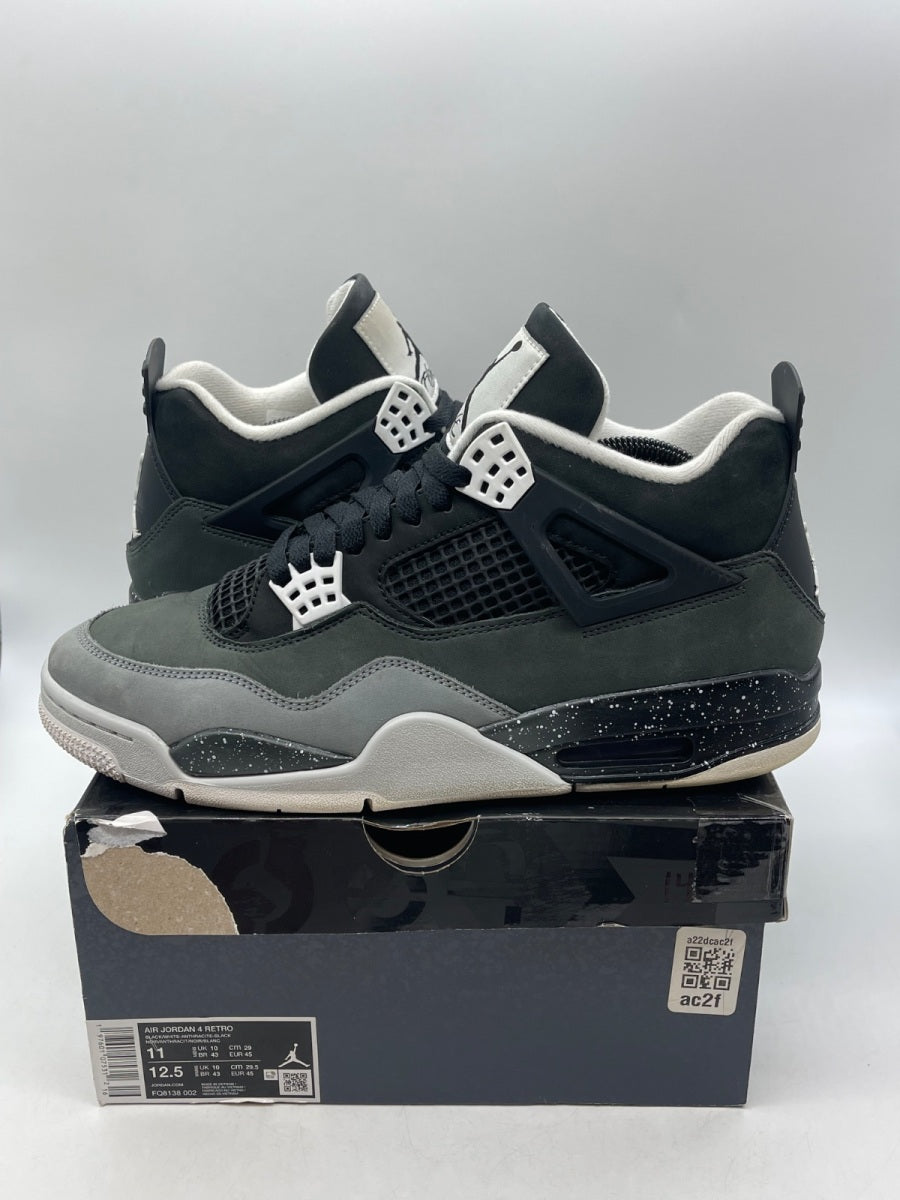 Jordan 4 Retro Fear (2024) 11 (Moderately Worn Pre-Owned)JordanBlack/White/Anthracite/Black/Pure Platinum - Image 1