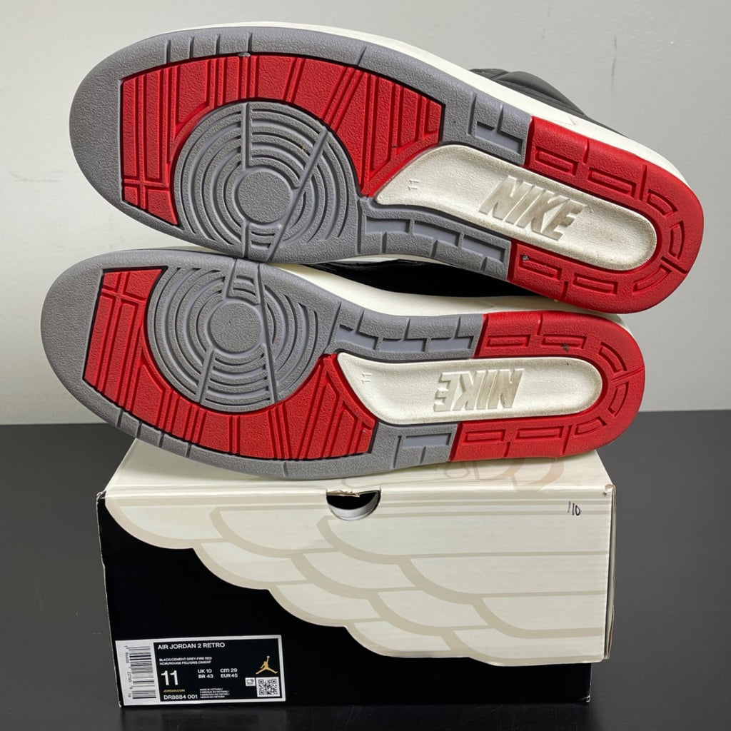 Jordan 2 Retro Black Cement 11 (Moderately Worn Pre-Owned)JordanBlack/Cement Grey/Fire Red/Sail - Image 5