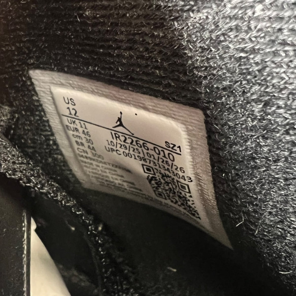 Jordan 6 Retro Cap and Gown 12 (Lightly Worn Pre-Owned)JordanBlack/Multi-Color/Multi-Color - Image 7