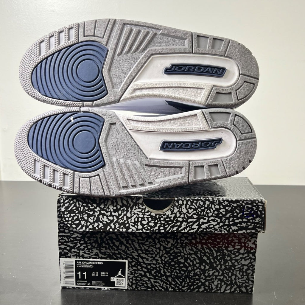 Jordan 3 Retro Midnight Navy 11 (Lightly Worn Pre-Owned)JordanWhite/Cement Grey/Black/Midnight Navy - Image 5