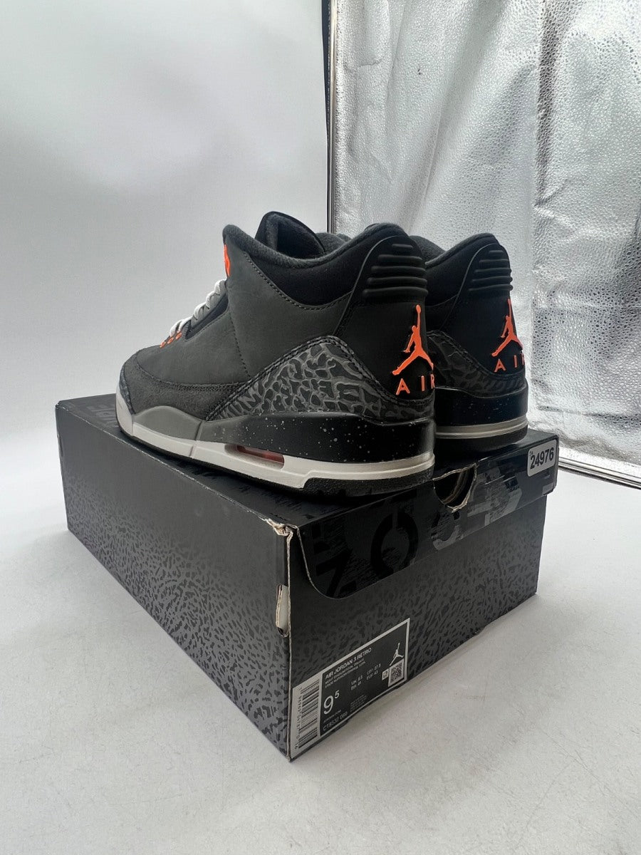 Jordan 3 Retro Fear Pack (2023) 9.5 (Lightly Worn Pre-Owned)JordanNight Stadium/Total Orange-Black-Flat Pewter-Neutral Grey - Image 6