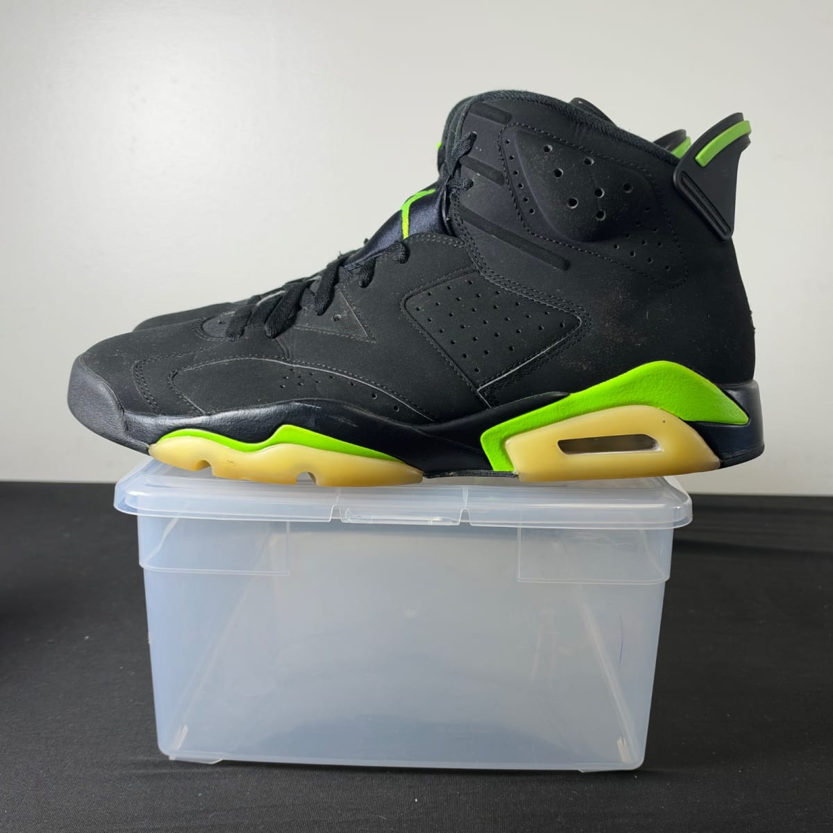 Jordan 6 Retro Electric Green (Size 13) - aux