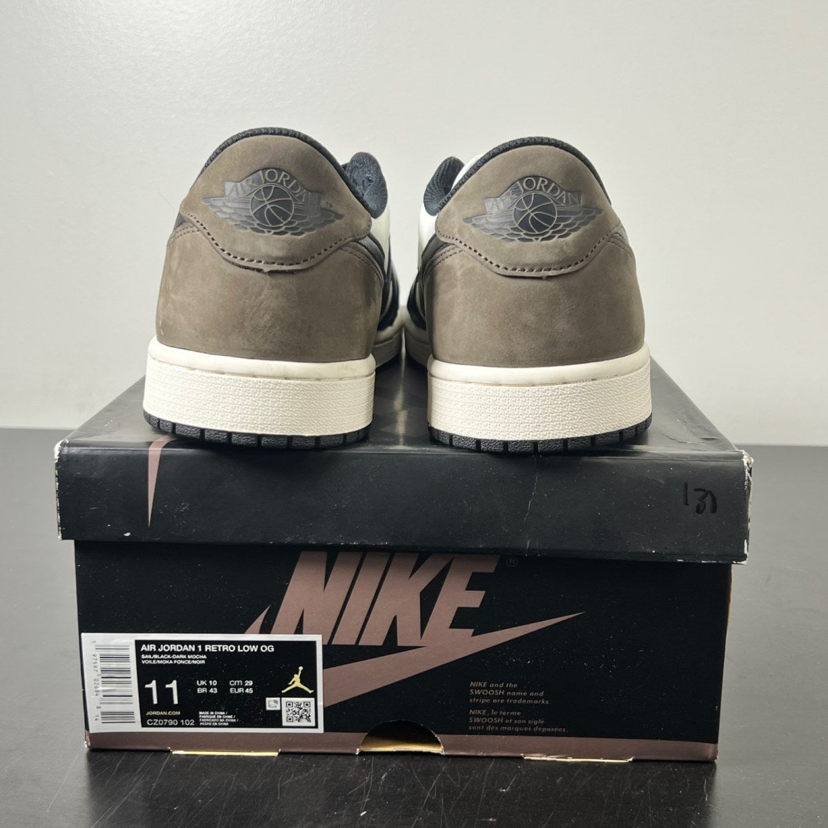 Jordan 1 Retro Low OG Mocha 11 (Lightly Worn Pre-Owned)JordanWhite/Black-Dark Mocha - Image 5