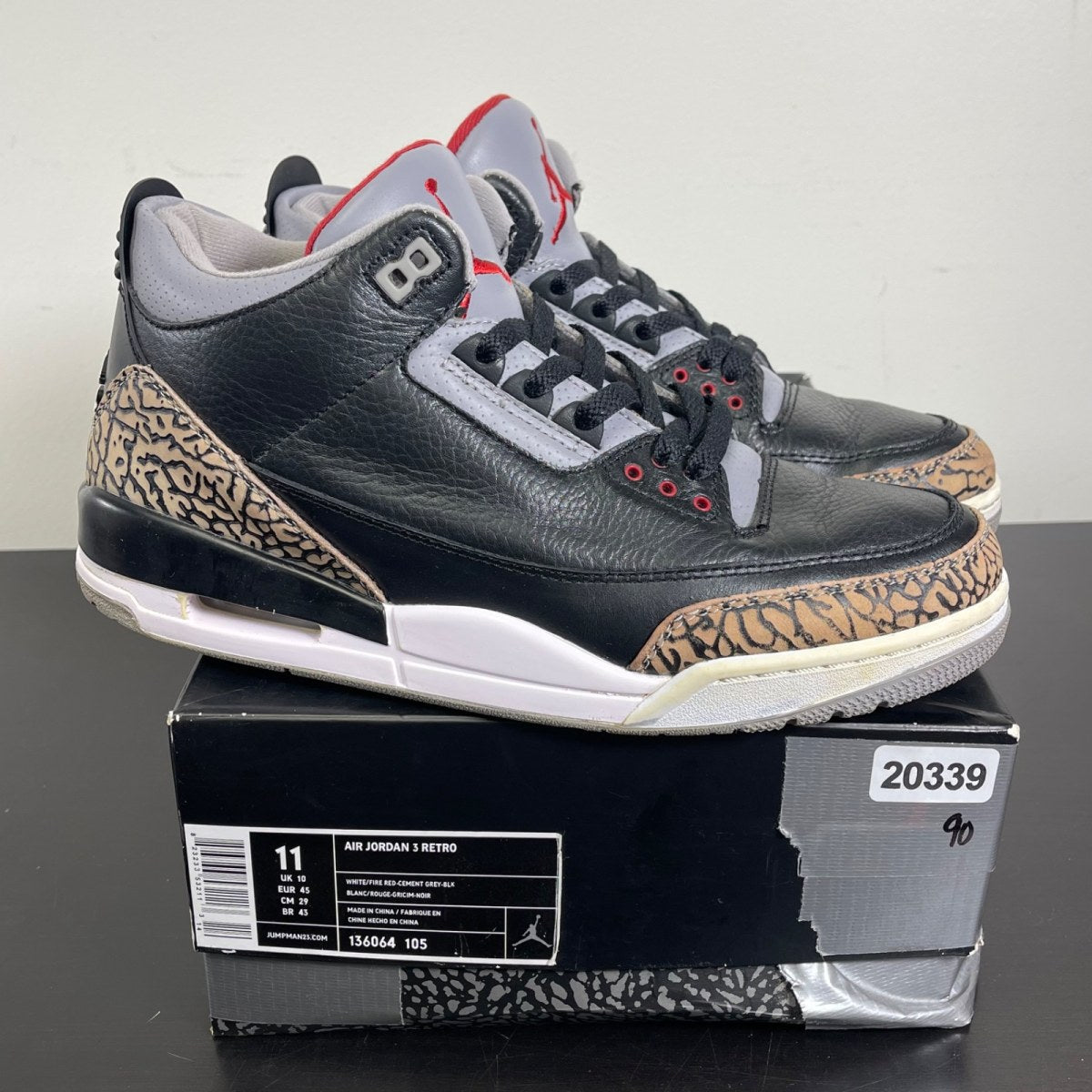 Jordan 3 Retro White Cement (2011) 11 (Moderately Worn Pre-Owned)JordanWhite/Cement Grey-Fire Red - Image 1