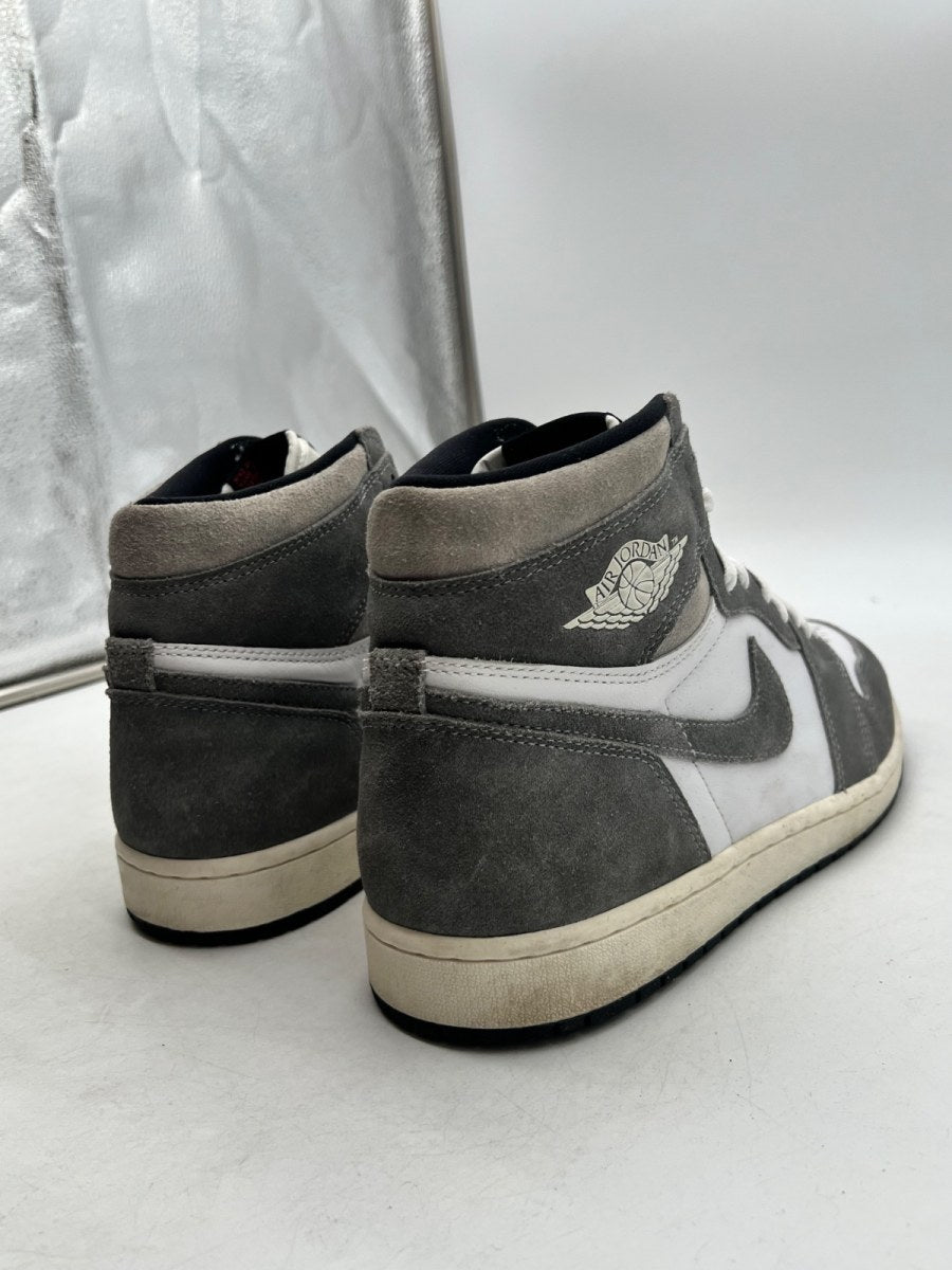 Jordan 1 Retro High OG Washed Black 10.5 (Moderately Worn Pre-Owned)JordanBlack/Fire Red/Light Smoke Grey/Sail - Image 3