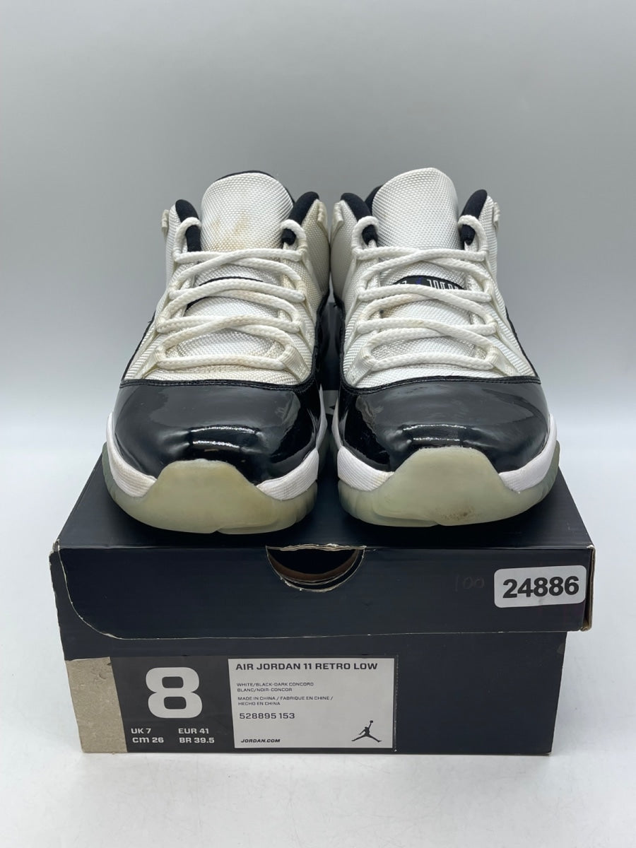 Jordan 11 Retro Low Concord 8 (Moderately Worn Pre-Owned)JordanWhite/Black-Concord - Image 2