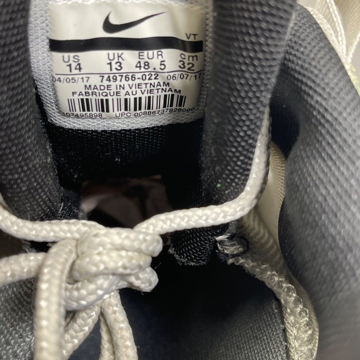 Nike Air Max 95 Essential Black Grey 14 (Moderately Worn Pre-Owned)NikeBlack/Dark Grey/Wolf Grey - Image 6