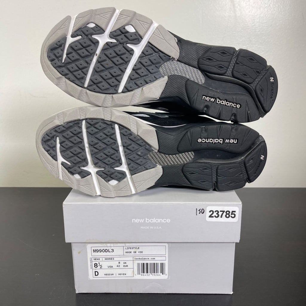 New Balance 990v3 MiUSA DTLR GR3YSCALE 8.5 (Moderately Worn Pre-Owned)New BalanceBlack/Grey - Image 5