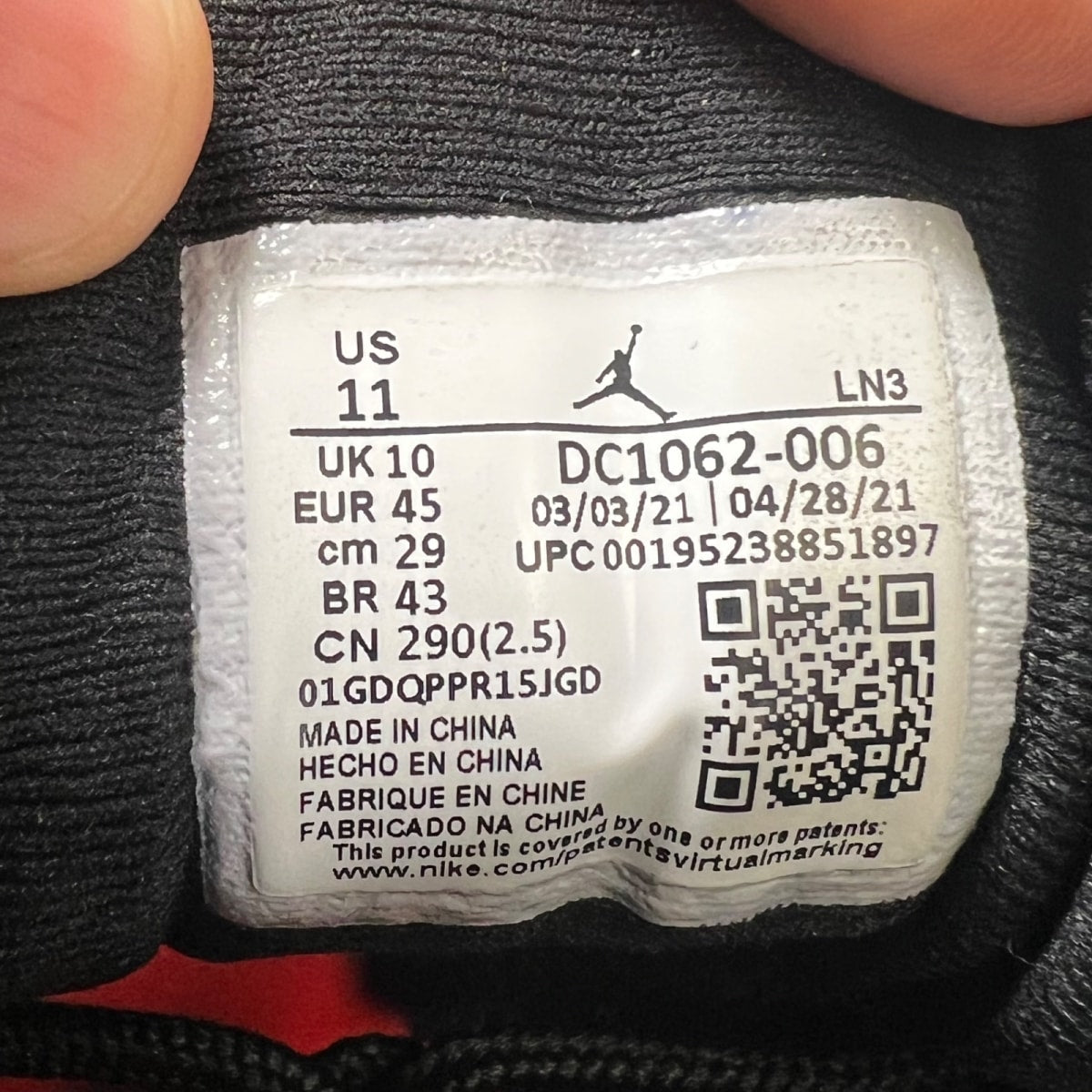 Jordan 12 Retro Utility 11 (Moderately Worn Pre-Owned)JordanBlack/Black-Bright Crimson-White - Image 6