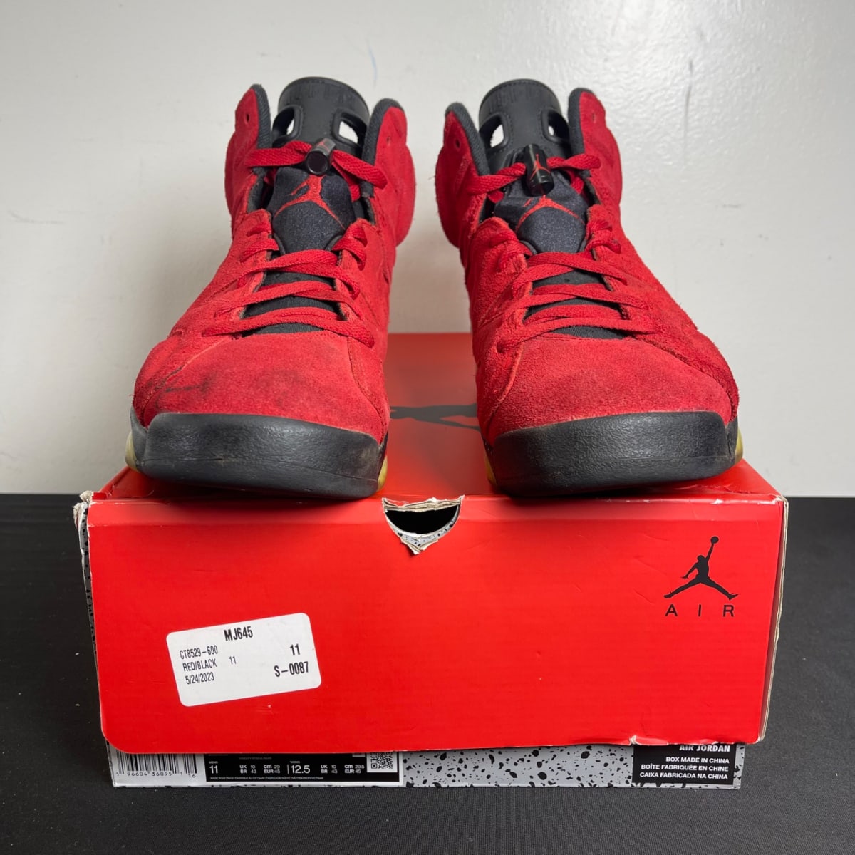 Jordan 6 Retro Toro Bravo (Size 11) - aux