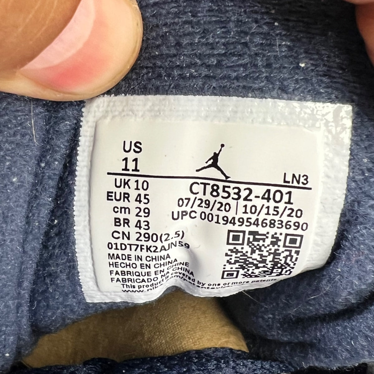 Jordan 3 Retro Georgetown (2021) 11 (Moderately Worn Pre-Owned)JordanMidnight Navy/Cement Grey-White - Image 4