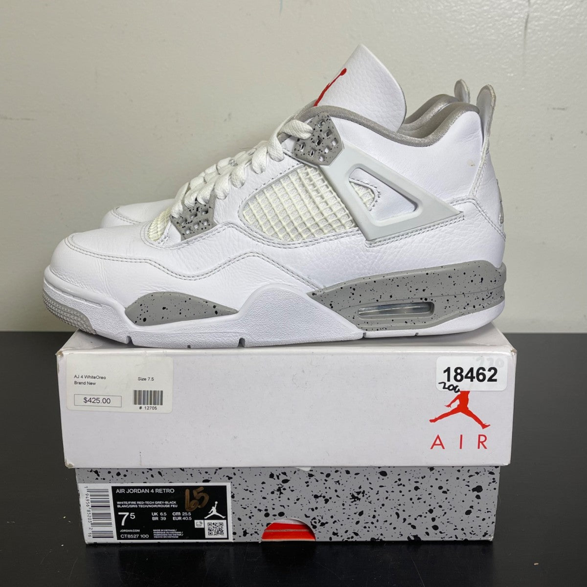 Jordan 4 Retro White Oreo (2021) 7.5 (Moderately Worn Pre-Owned)JordanWhite/Tech Grey-Black-Fire Red - Image 3