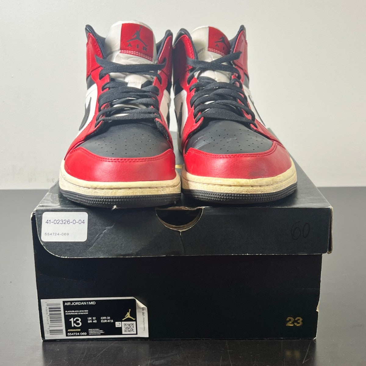 Jordan 1 Mid Chicago Toe 13 (Moderately Worn Pre-Owned)JordanBlack/Gym Red-White - Image 2