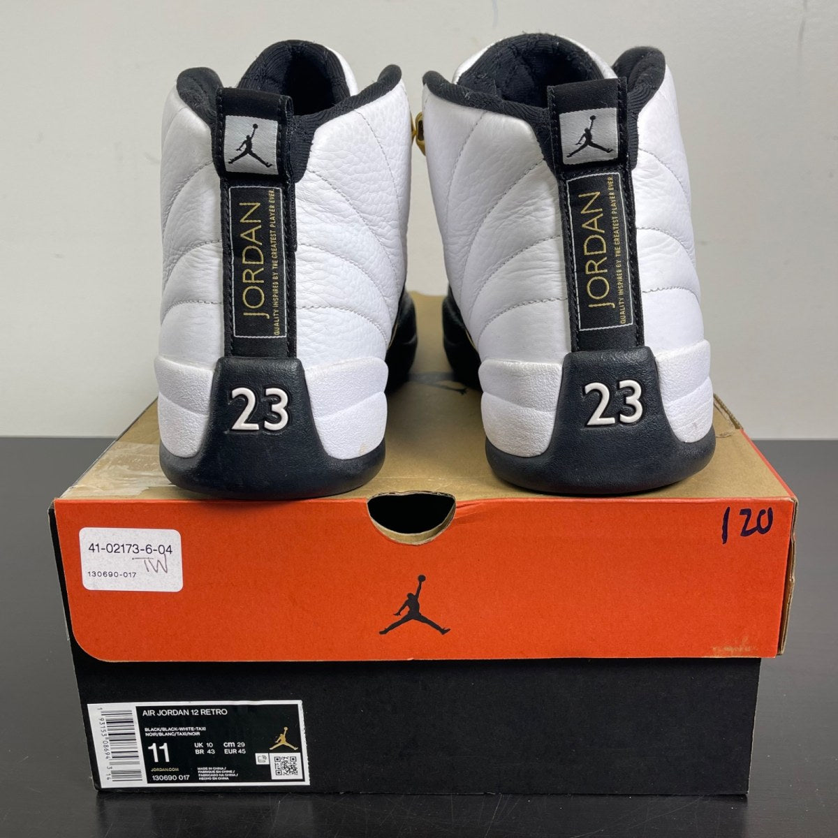 Jordan 12 Retro Reverse Taxi 11 (Moderately Worn Pre-Owned)JordanBlack/White-Taxi-Black - Image 4