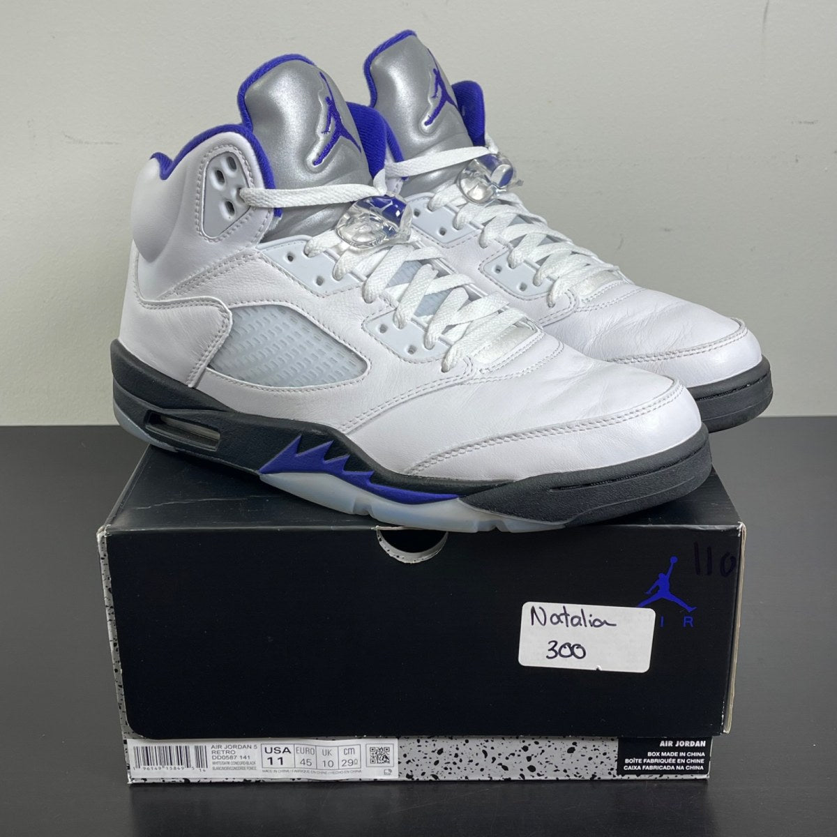 Jordan 5 Retro Dark Concord 11 (Moderately Worn Pre-Owned)JordanWhite/Dark Concord-Black - Image 1