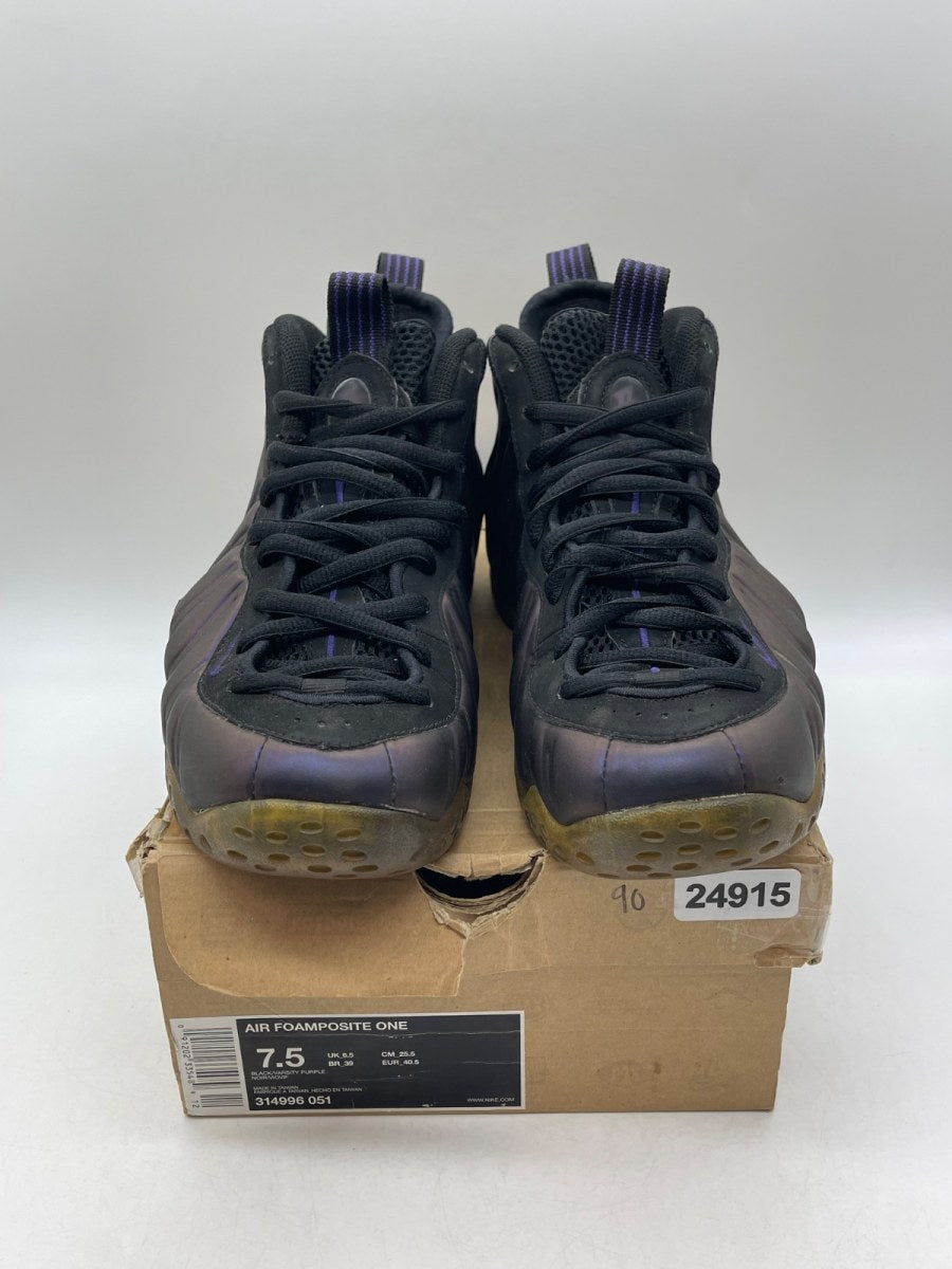 Nike Air Foamposite One Eggplant 7.5 (Moderately Worn Pre-Owned)NikeBlack/Varsity Purple - Image 2