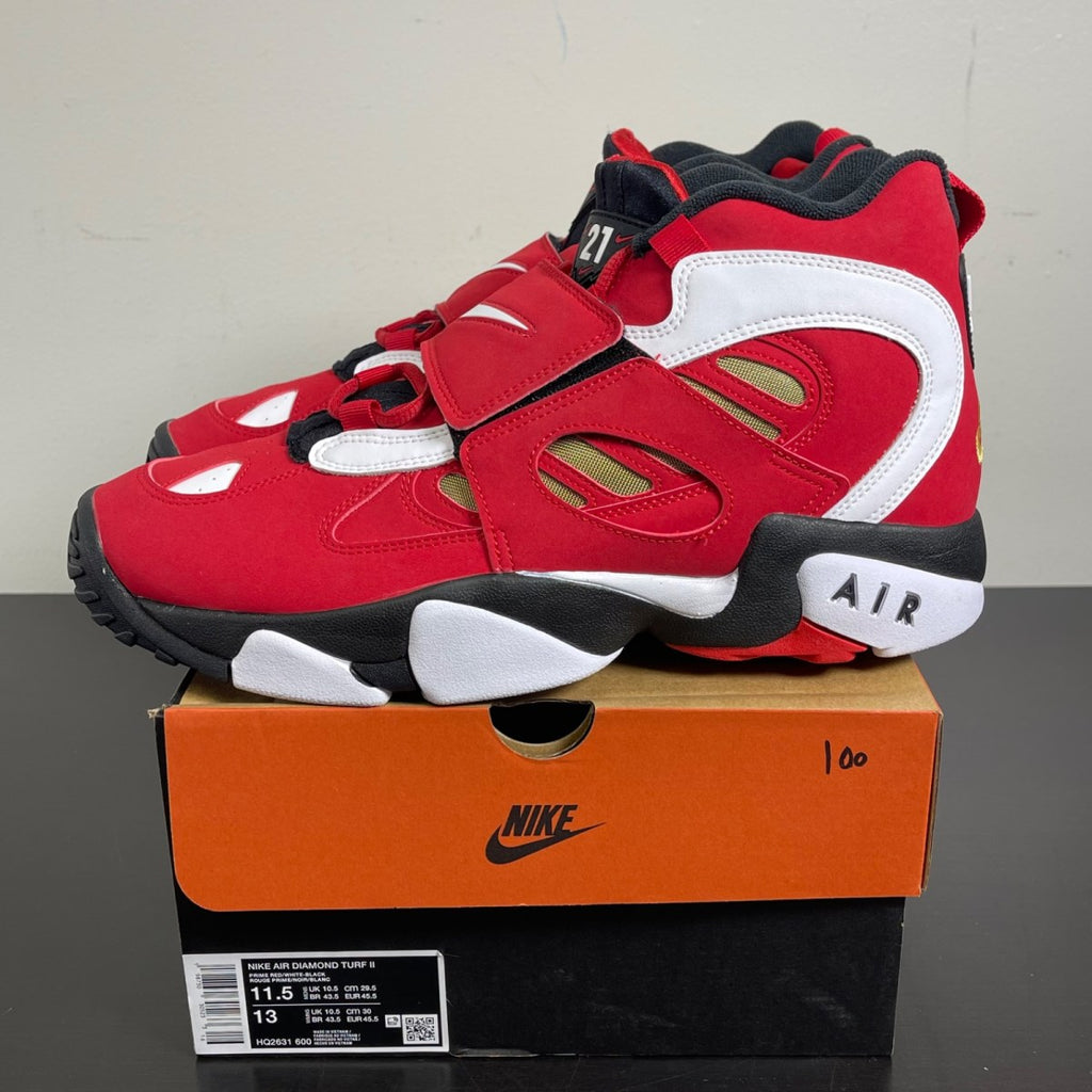 Nike Air Diamond Turf 2 Red Gold (2026) 11.5 (Moderately Worn Pre-Owned)NikePrime Red/Black/Metallic Gold/White - Image 3