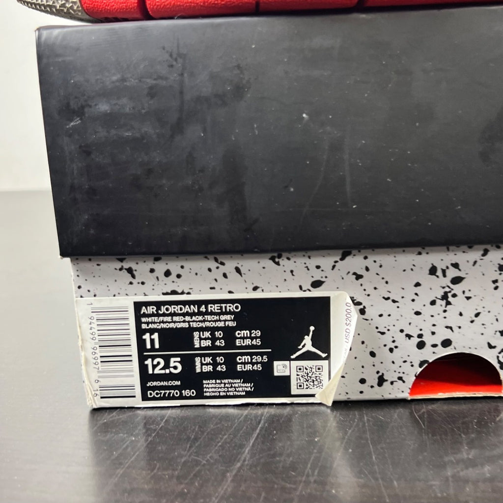 Jordan 4 Retro Fire Red (2020) 11 (Heavily Worn Pre-Owned)JordanWhite/Black-Tech Grey-Fire Red - Image 4