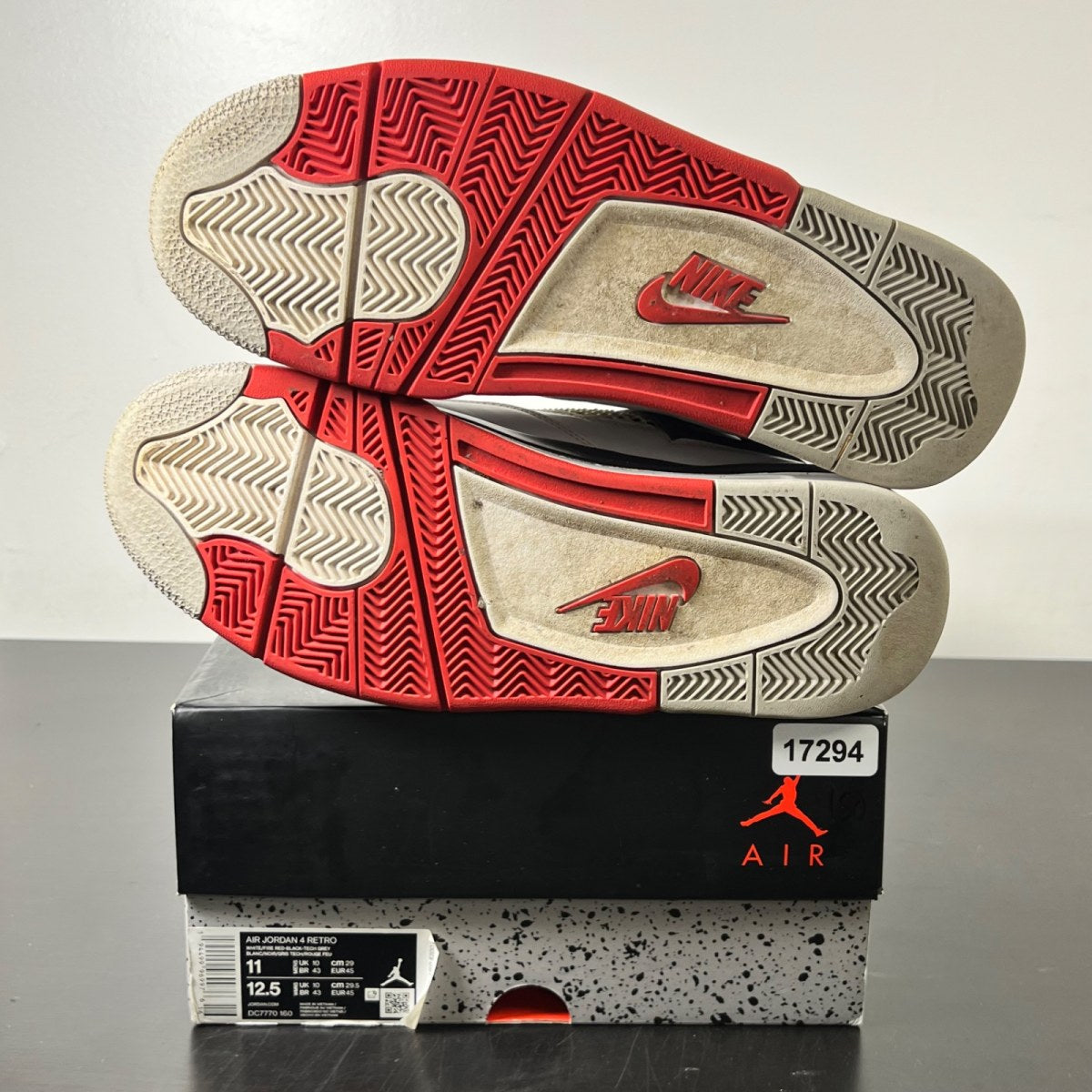 Jordan 4 Retro Fire Red (2020) 11 (Heavily Worn Pre-Owned)JordanWhite/Black-Tech Grey-Fire Red - Image 6