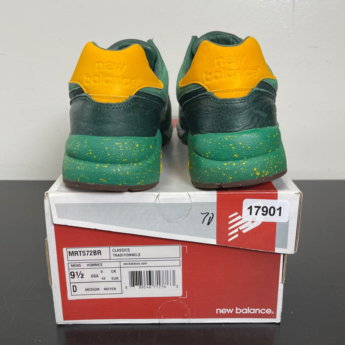 New Balance 572 Burn Rubber Vernors 9.5 (Moderately Worn Pre-Owned)New BalanceGreen/Yellow - Image 4