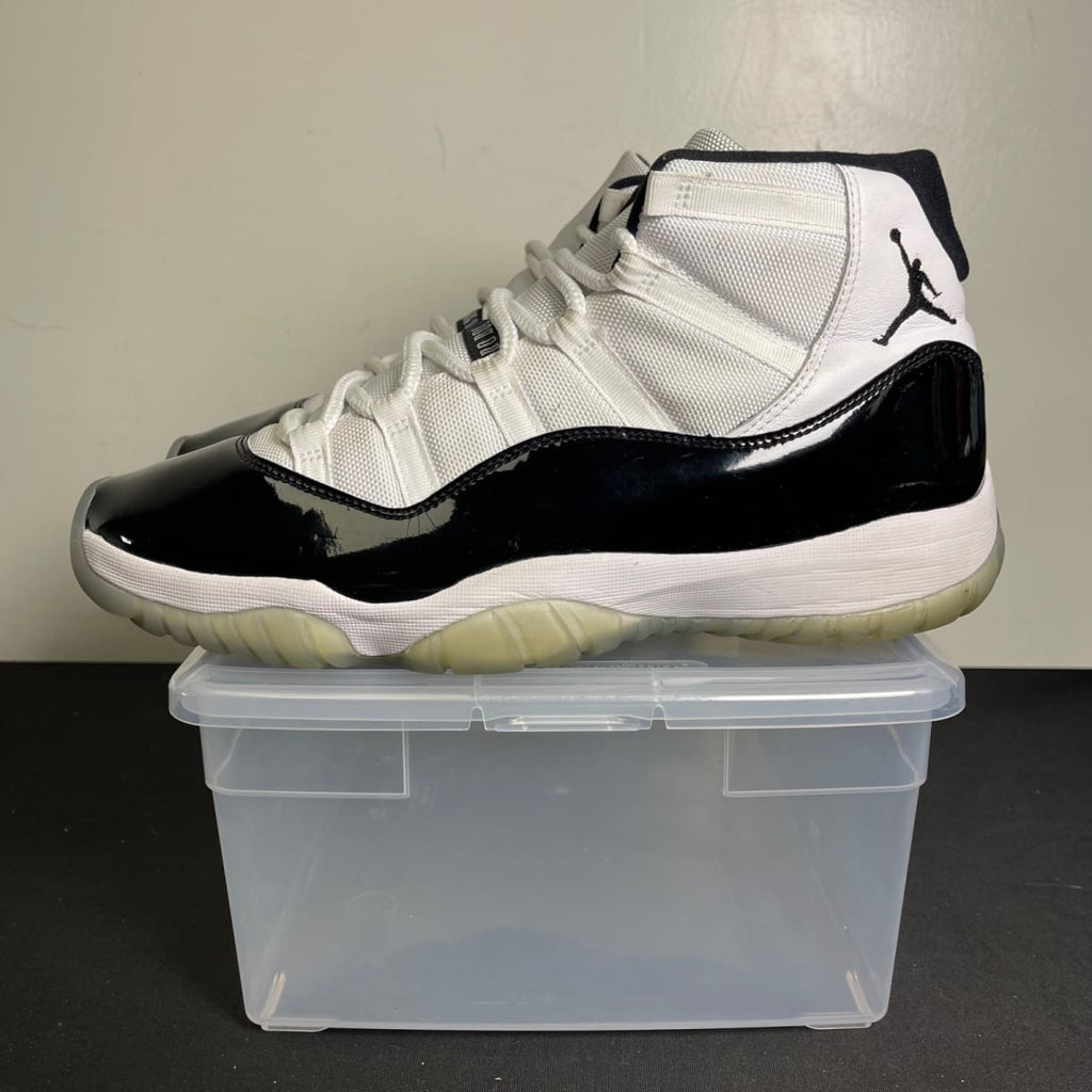 Jordan 11 Retro Concord (2018) (Size 12) - aux