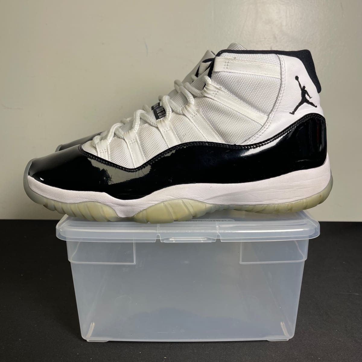 Jordan 11 Retro Concord (2018) (Size 12) - aux