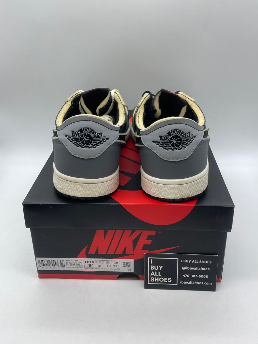 Jordan 1 Low OG EX Black Smoke Grey 9.5 (Moderately Worn Pre-Owned) - Image 3