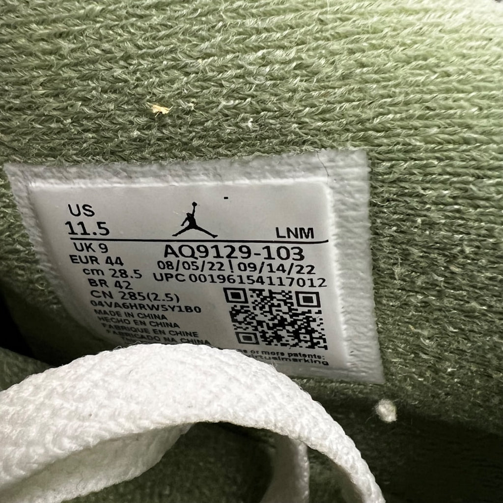 Jordan 4 Retro Seafoam (Women's) 11.5W (Moderately Worn Pre-Owned)JordanWhite/Seafoam/Dark Ash/Neutral Grey - Image 7