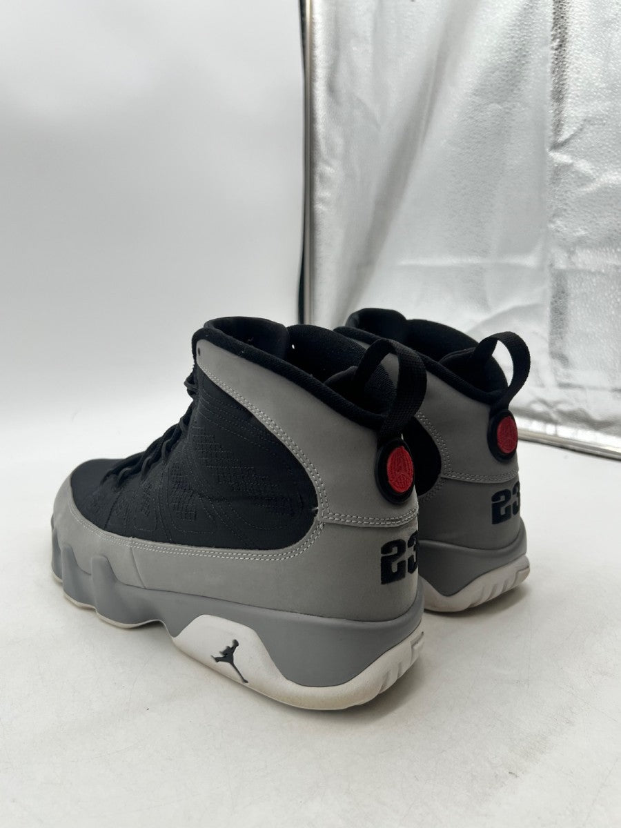 Jordan 9 Retro Particle Grey 11 (Moderately Worn Pre-Owned)JordanBlack/University Red/Particle Grey/White - Image 4