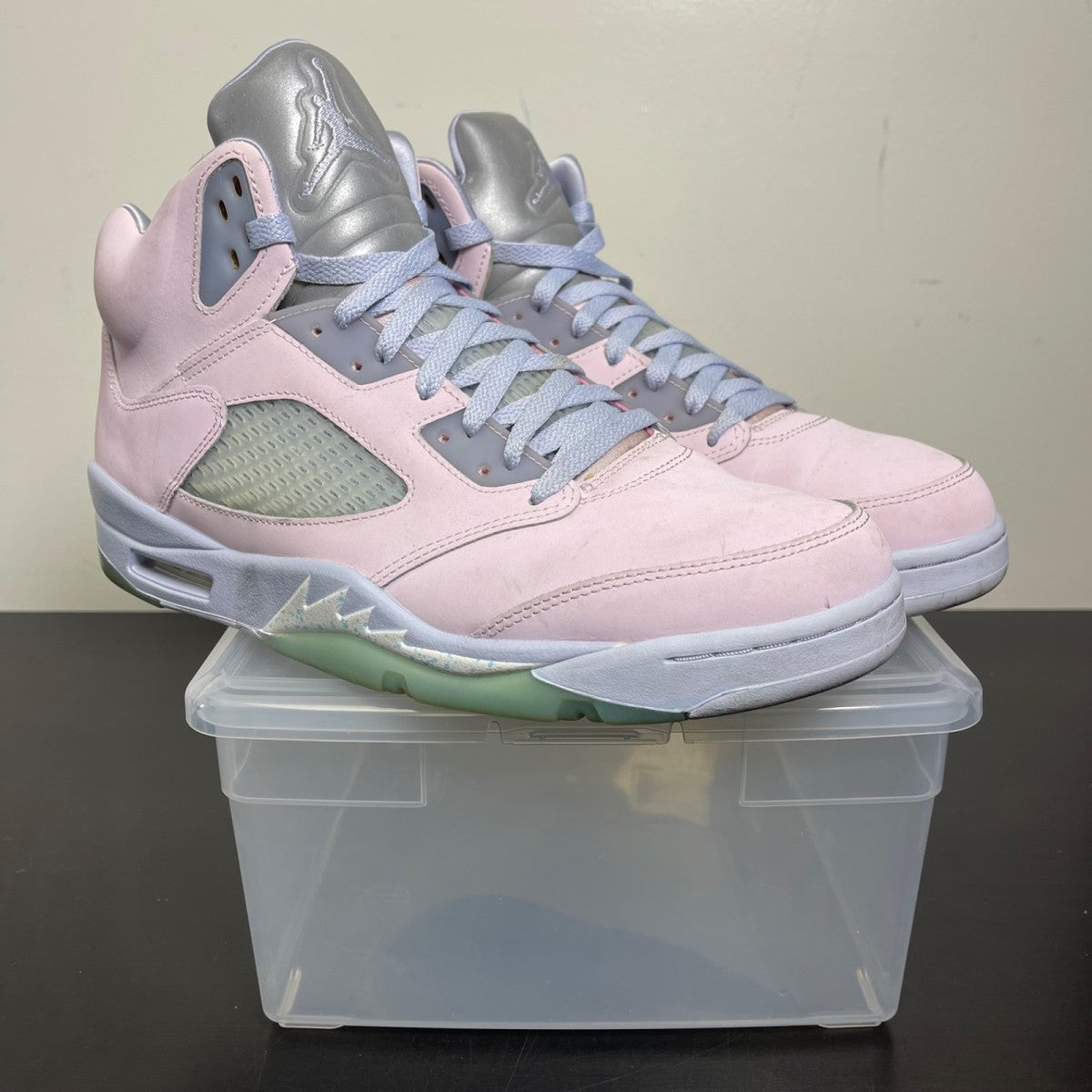 Jordan 5 Retro Easter (2022) 11.5 (Moderately Worn Pre-Owned)JordanRegal Pink/Ghost-Copa - Image 1