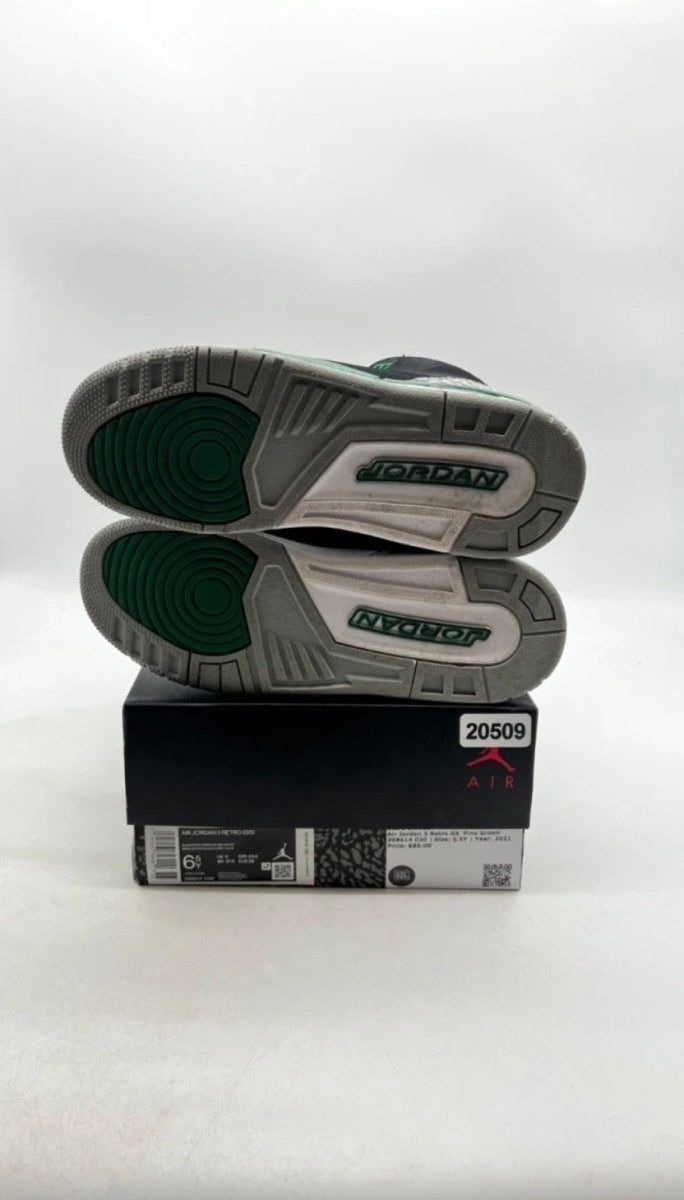 Jordan 3 Retro Pine Green (GS) 6.5Y (Lightly Worn Pre-Owned)JordanBlack/Silver/White/Pine Green - Image 8
