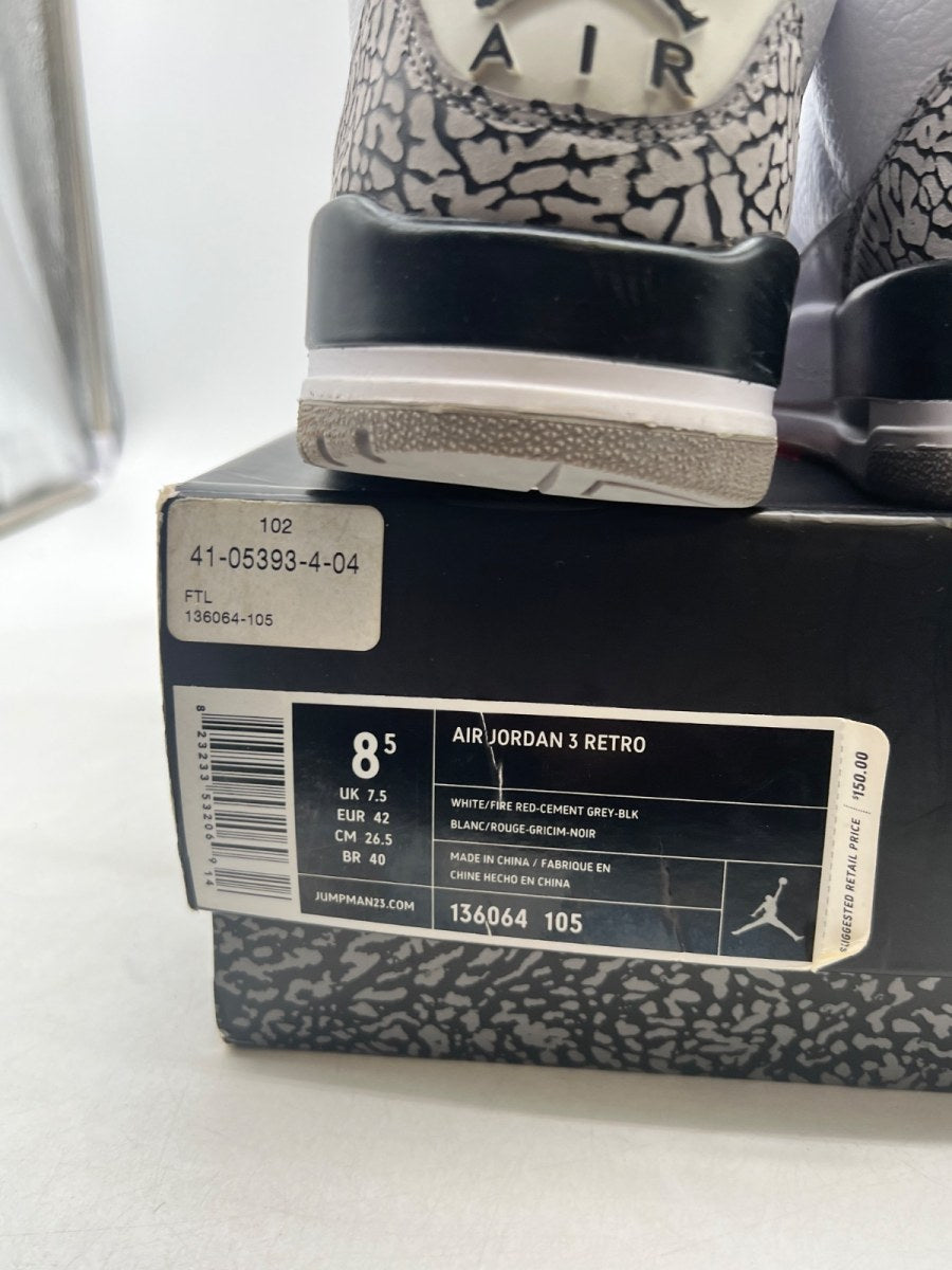 Jordan 3 Retro White Cement (2011) 8.5 (Moderately Worn Pre-Owned) - Image 4