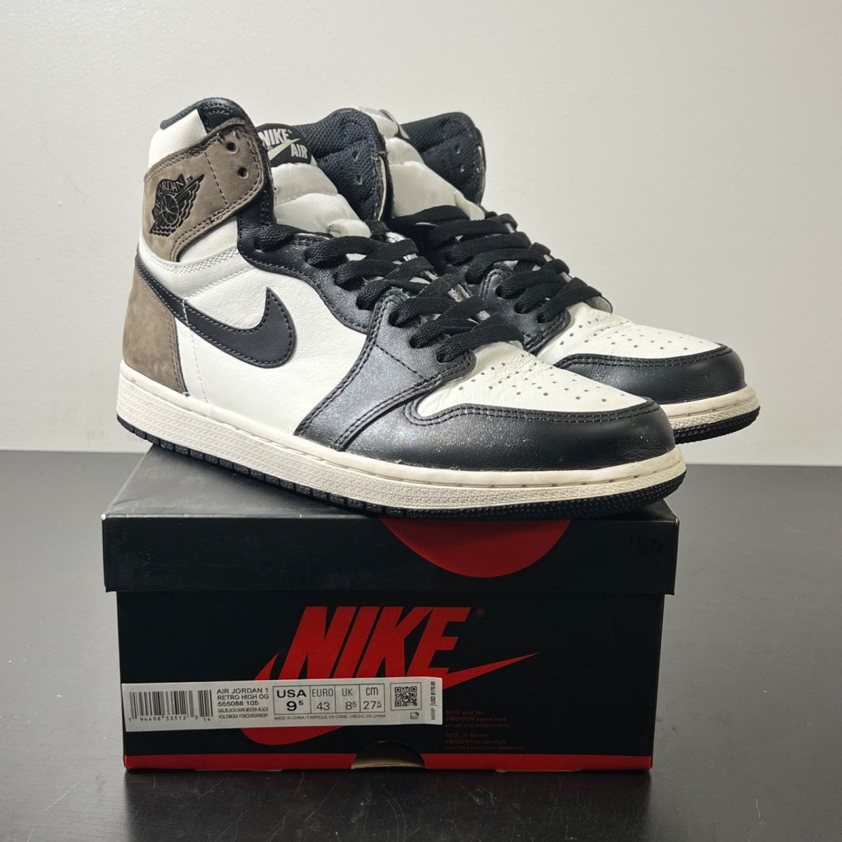 Jordan 1 Retro High Dark Mocha 9.5 (Lightly Worn Pre-Owned)JordanSail/Dark Mocha-Black-Black - Image 1