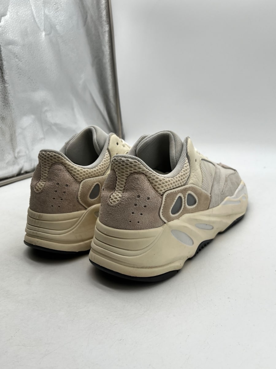 adidas Yeezy Boost 700 Analog 14 (Moderately Worn Pre-Owned) - Image 2