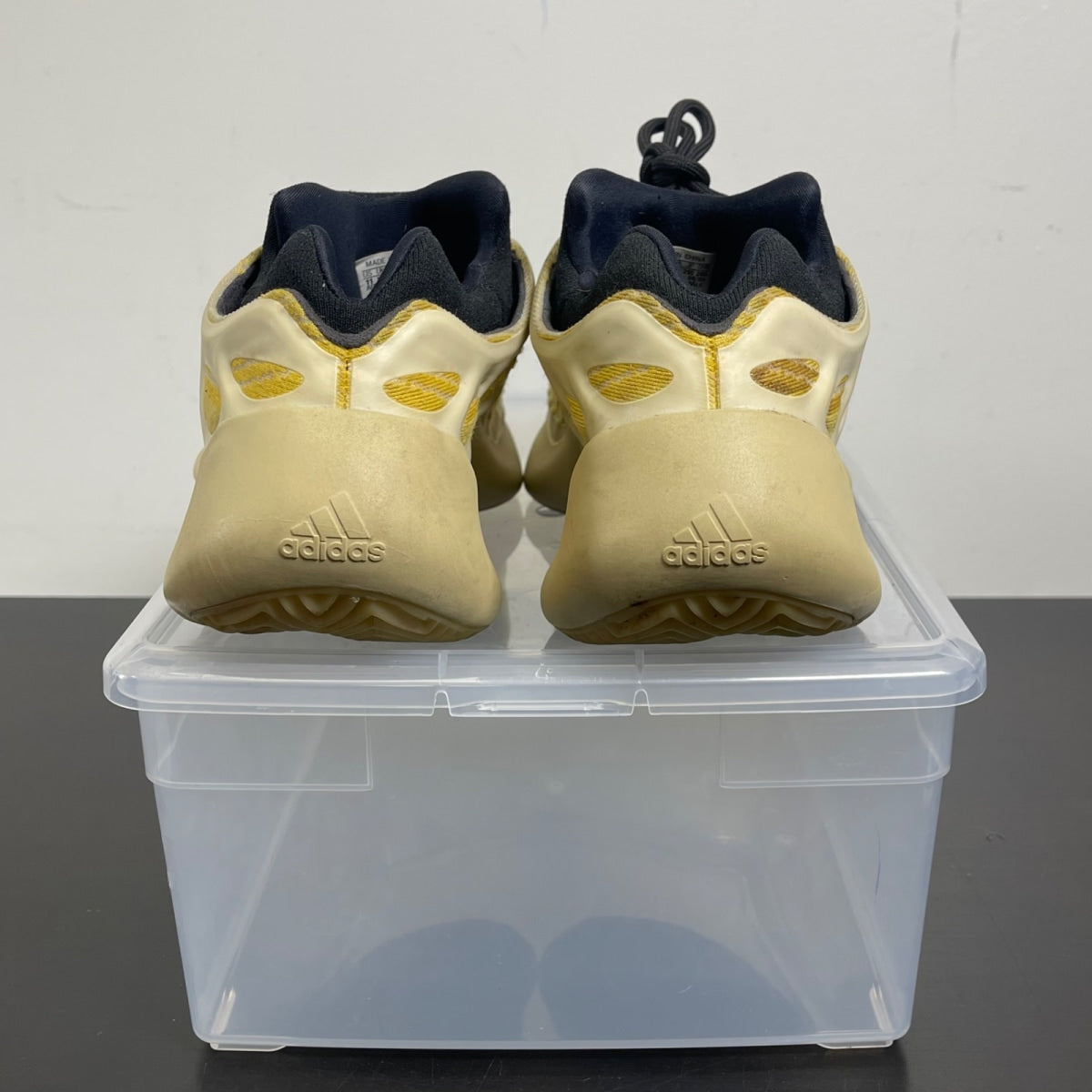adidas Yeezy 700 V3 Safflower 11 (Moderately Worn Pre-Owned)adidasSafflower/Safflower/Safflower - Image 4