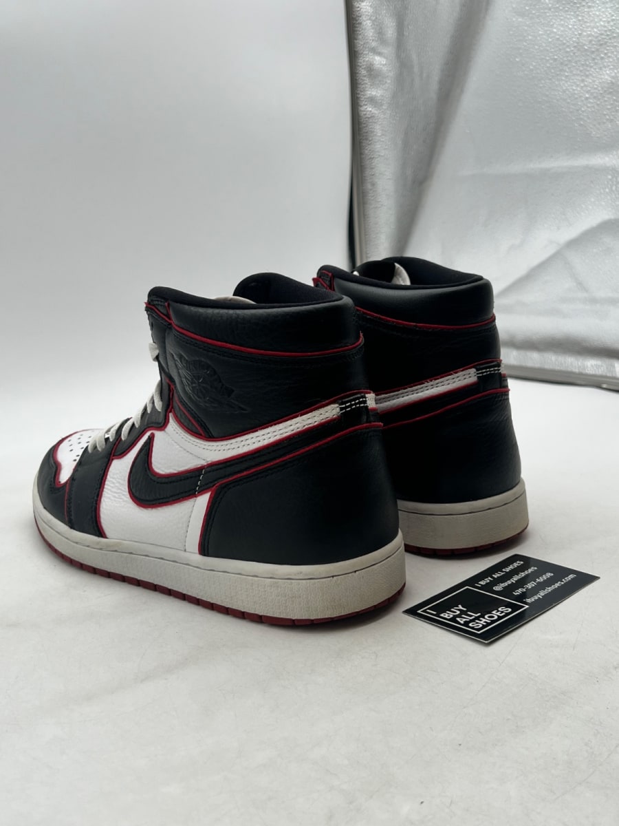Jordan 1 Retro High Bloodline 10.5 (Moderately Worn Pre-Owned) - Image 4