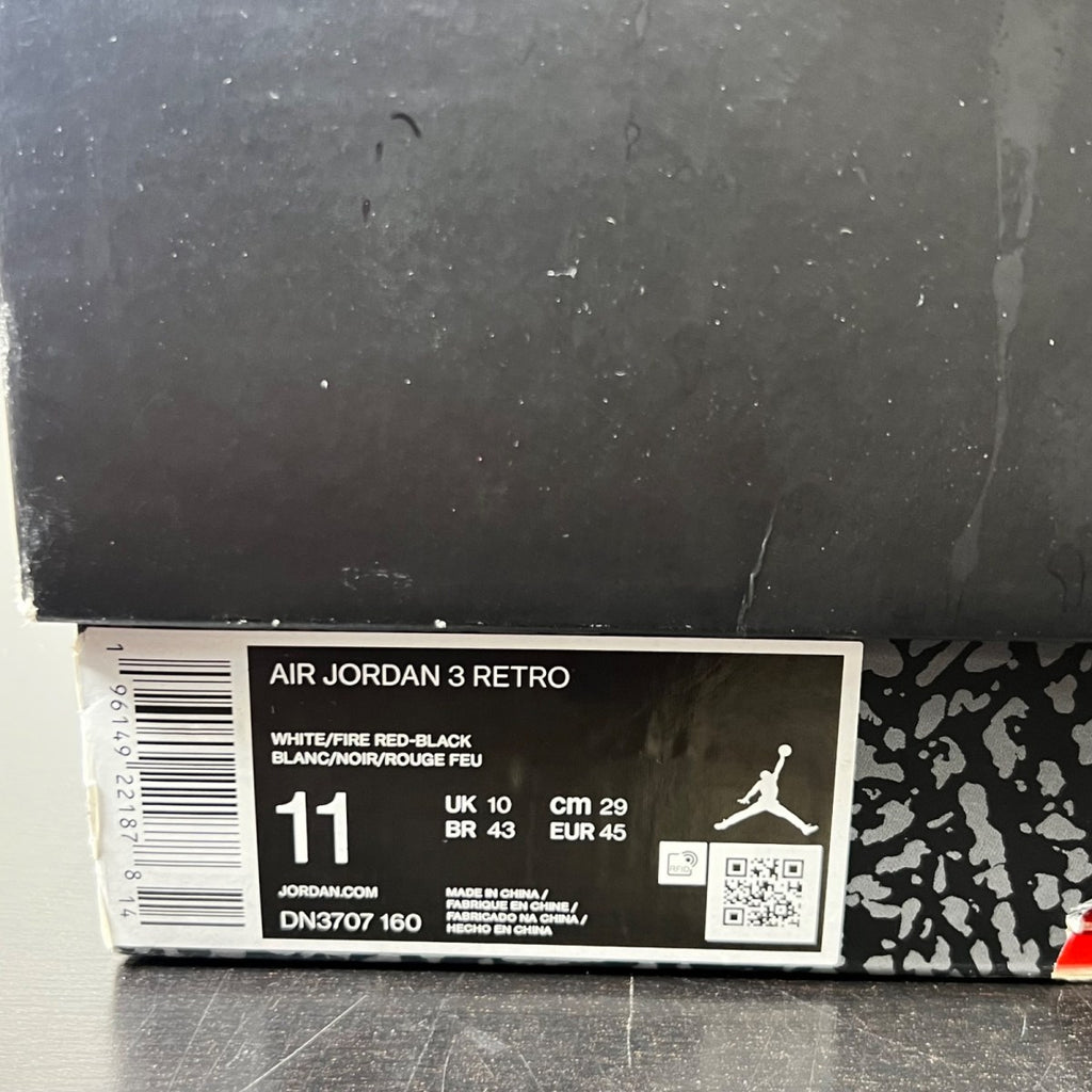 Jordan 3 Retro Fire Red (2022) 11 (Lightly Worn Pre-Owned)JordanWhite/Fire Red/Cement Grey/Black - Image 5