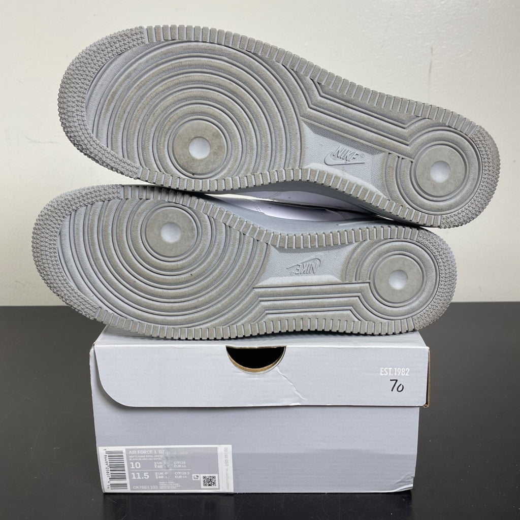 Nike Air Force 1 Low 07 White Royal 10 (Moderately Worn Pre-Owned)NikeWhite/Royal Blue - Image 5