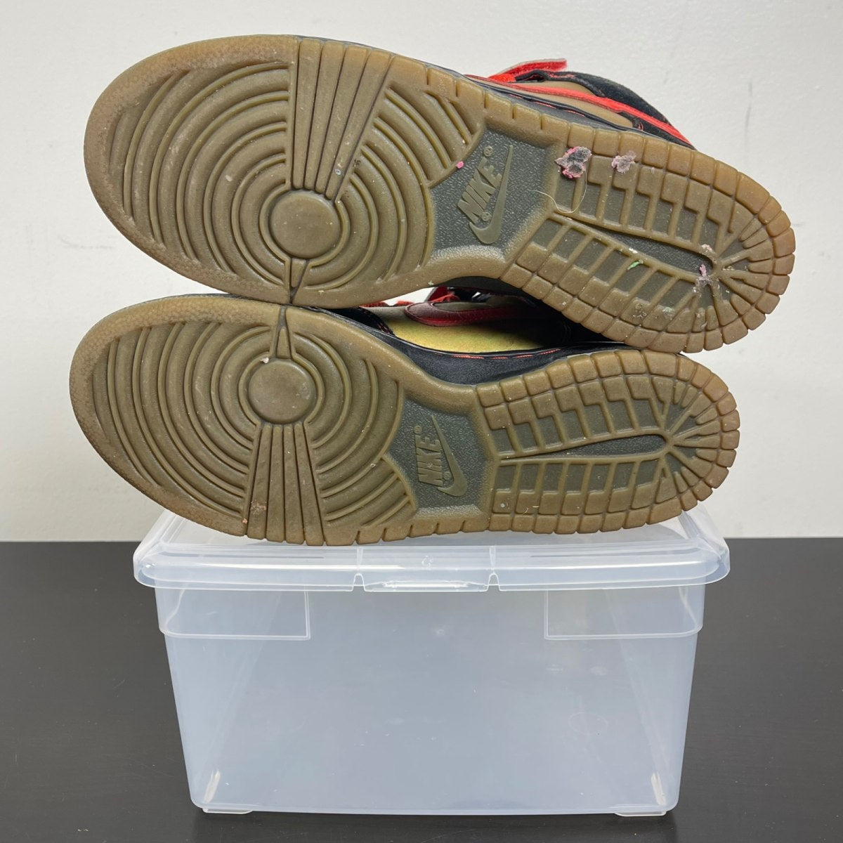 Nike SB Dunk Mid Money Cat 8.5 (Moderately Worn Pre-Owned)NikeBlack/Chile Red - Image 5