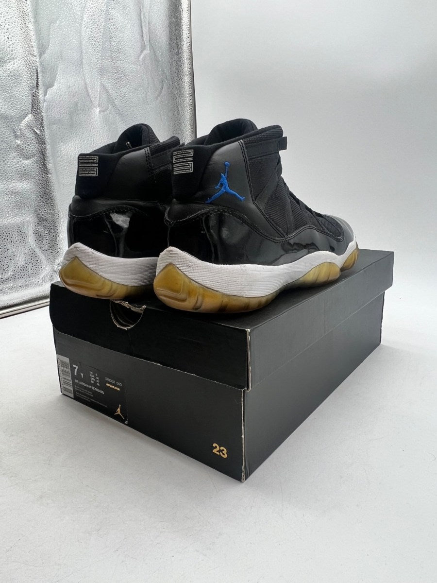 Jordan 11 Retro Space Jam (2016) (GS) 7Y (Heavily Worn Pre-Owned)JordanBlack/Dark Concord-White - Image 4