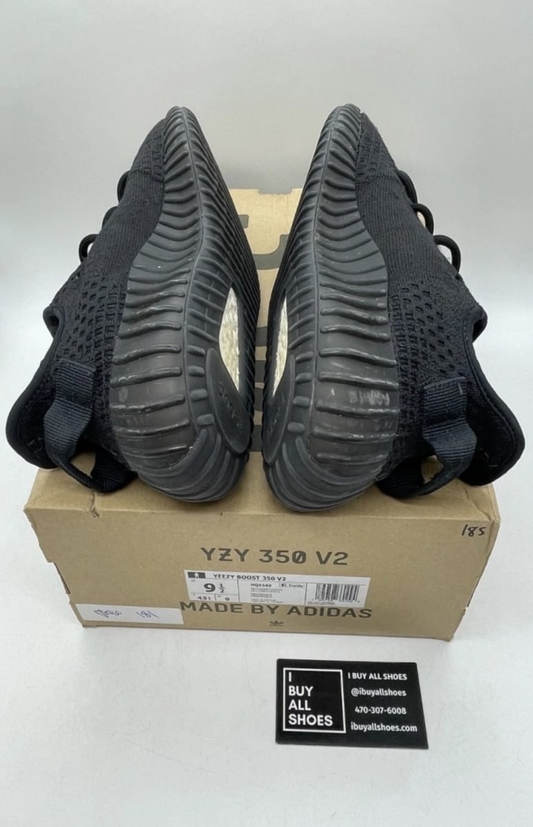 adidas Yeezy Boost 350 V2 Onyx 9.5 (Lightly Worn Pre-Owned)adidasOnyx/Onyx/Onyx - Image 4