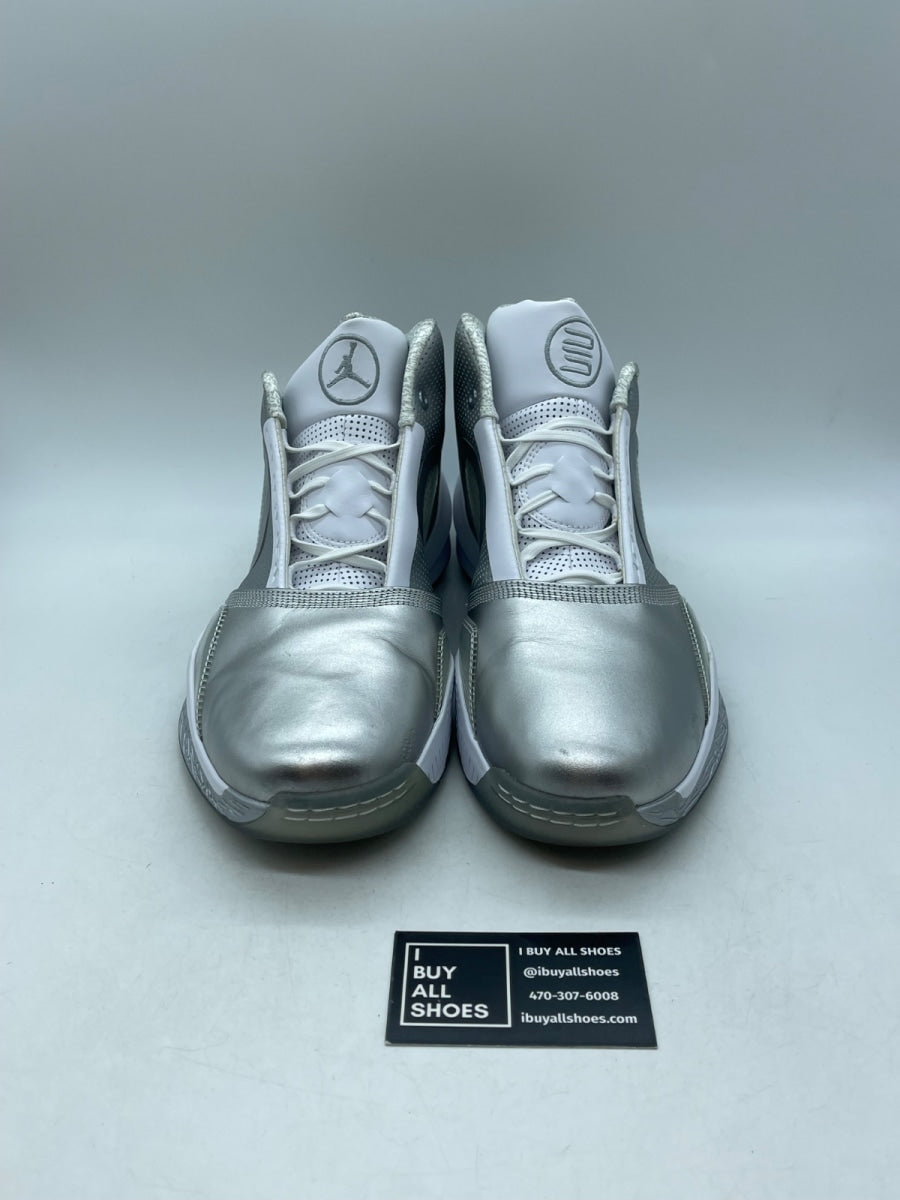Jordan 2010 Silver Anniversary 13 (Moderately Worn Pre-Owned) - Image 2