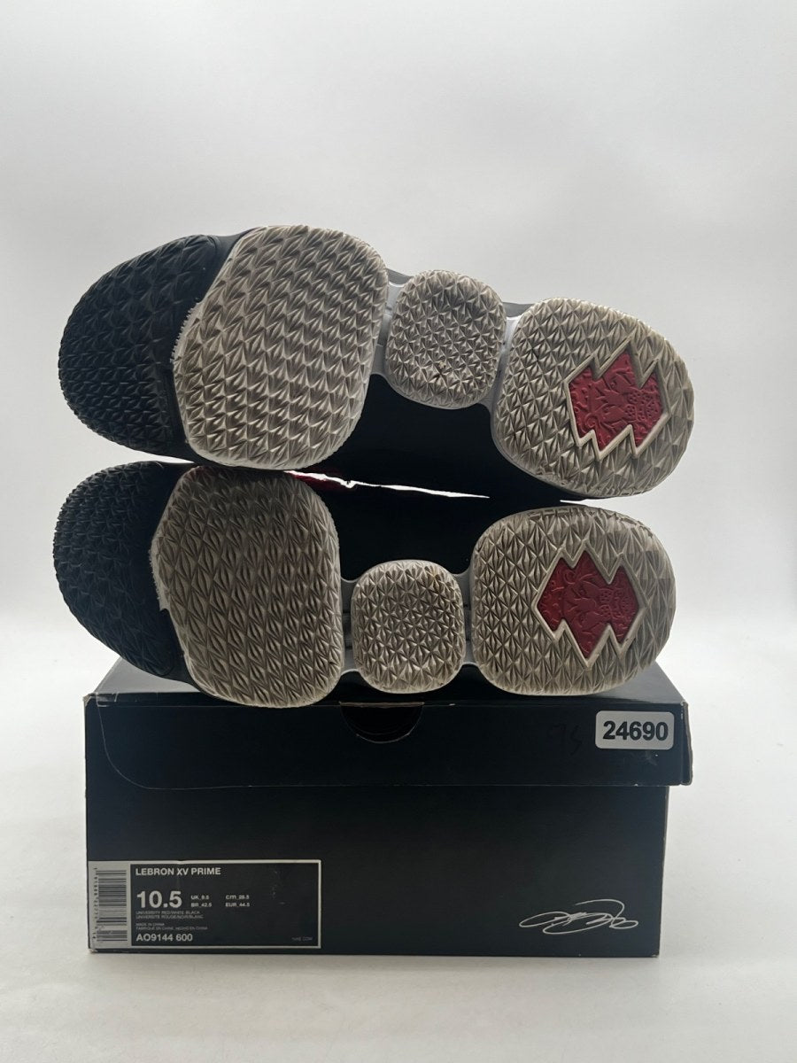 Nike LeBron 15 Red Diamond Turf 10.5 (Moderately Worn Pre-Owned)NikeUniversity Red/White-Black - Image 7