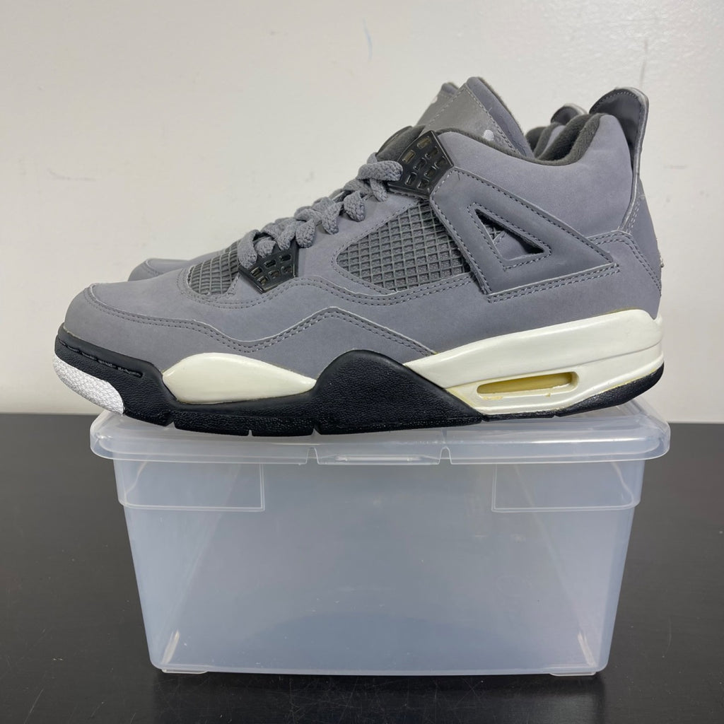 Jordan 4 Retro Cool Grey (2004) 7.5 (Heavily Worn Pre-Owned)JordanCool Grey/Chrome-Dark Charcoal-Varsity Maize - Image 3