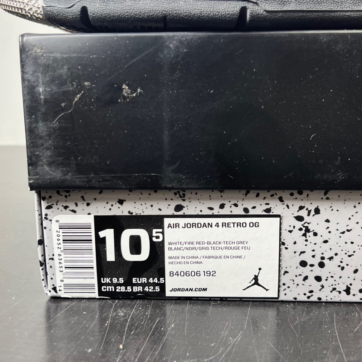 Jordan 4 Retro White Cement (2016) 10.5 (Moderately Worn Pre-Owned)JordanWhite/Fire Red-Black-Tech Grey - Image 4