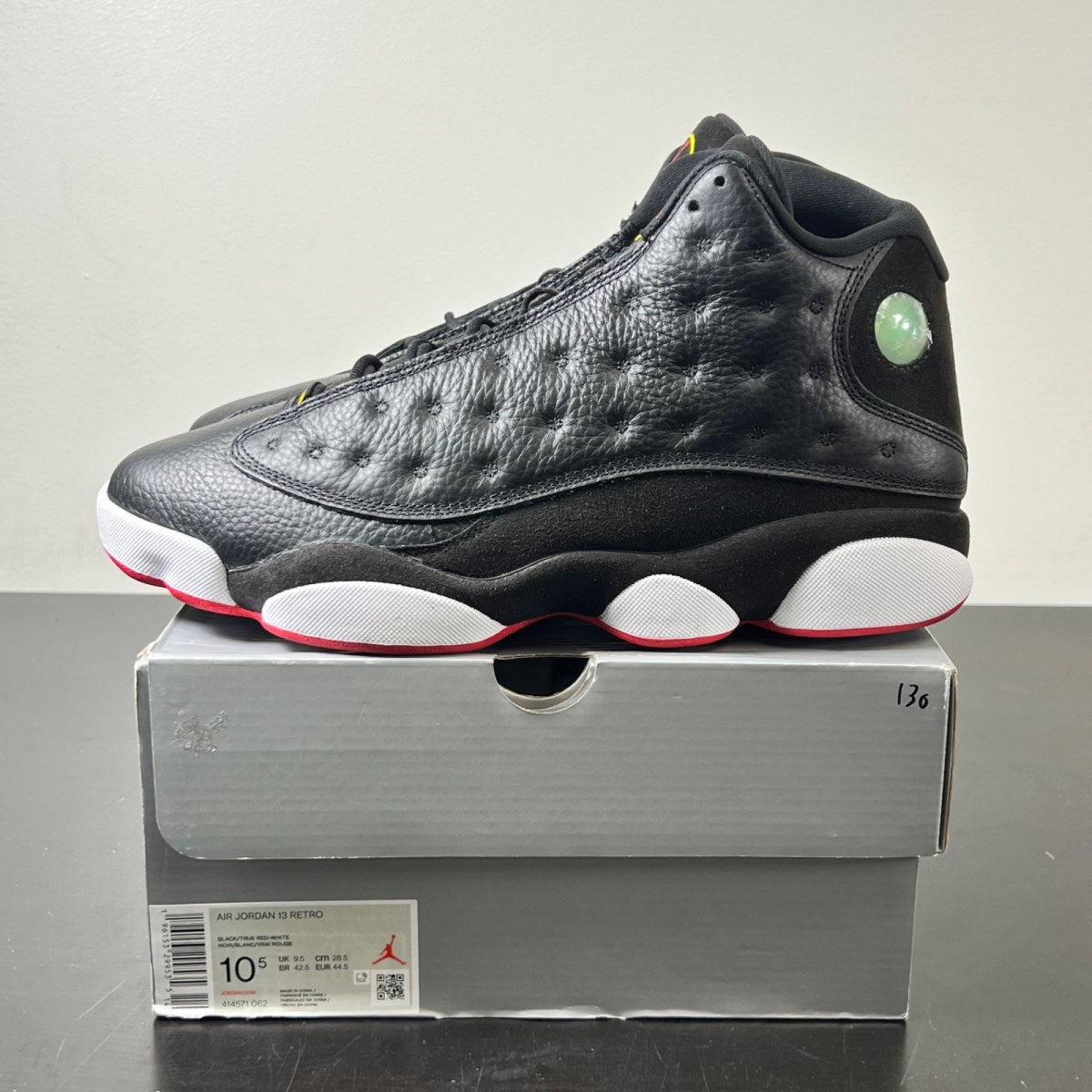 Jordan 13 Retro Playoffs (2023) 10.5 (Lightly Worn Pre-Owned)JordanBlack/Varsity Red-White-Vibrant Yellow - Image 3